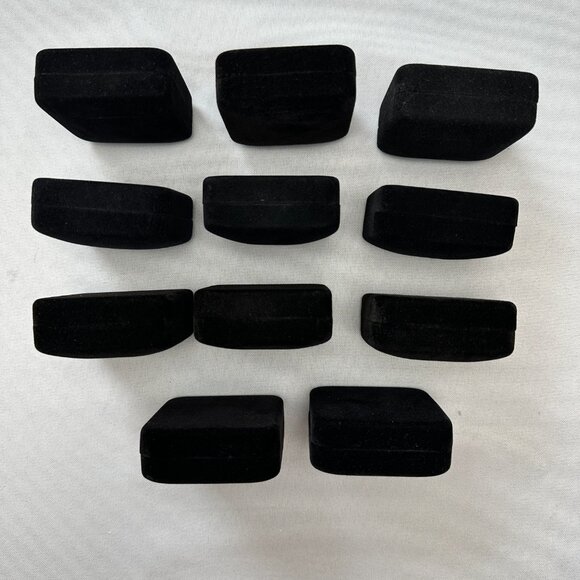 Vintage Macy's Jewelry Earring Display Case & Gift Box Black Velvet Presentation - Picture 7 of 16